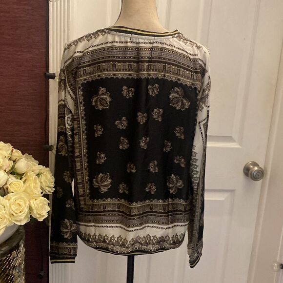 Beulah scarf print long sleeve top, M - Picture 10 of 12